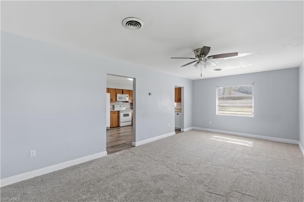 4220 Deleon St Property Photo 14