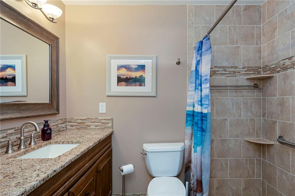 6916 Winkler Rd Property Photo 17