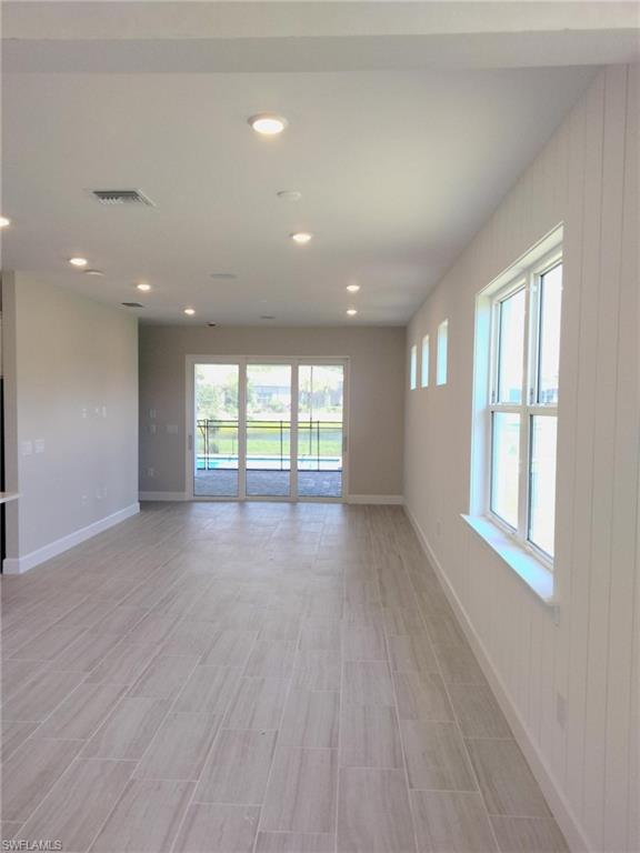 7423 Blue Salvia Ln Property Photo 6