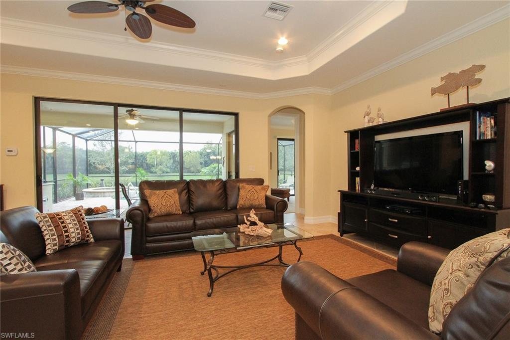 3122 Aviamar Cir Property Photo 3