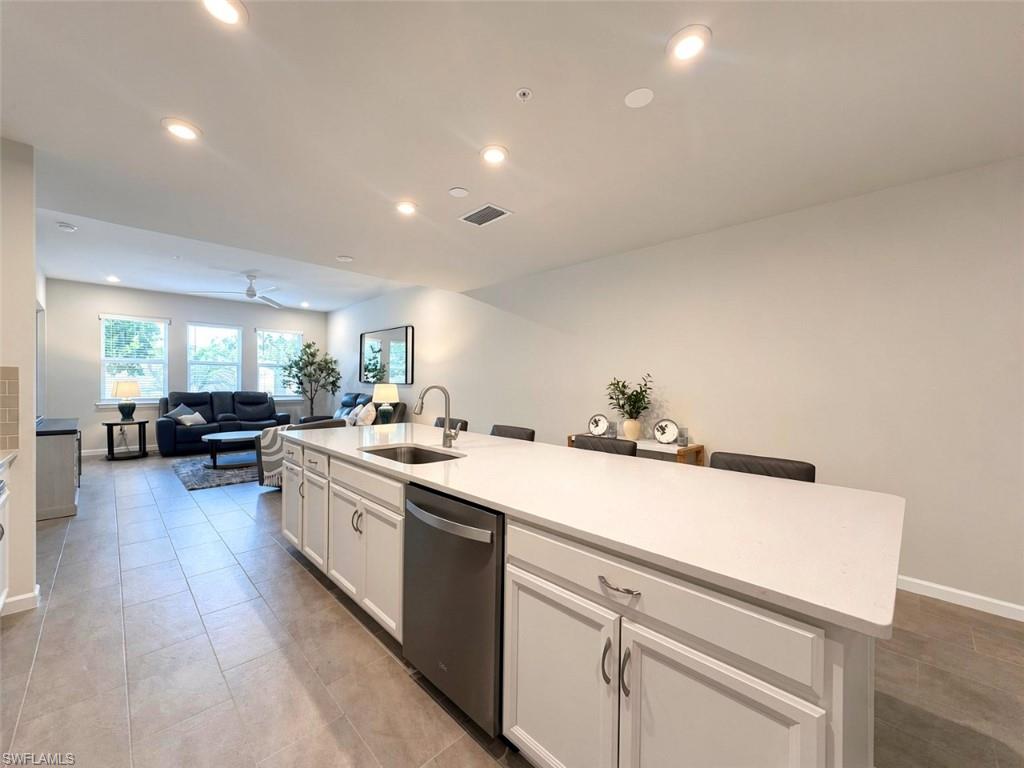 4660 Arboretum Cir 102 Property Photo 5