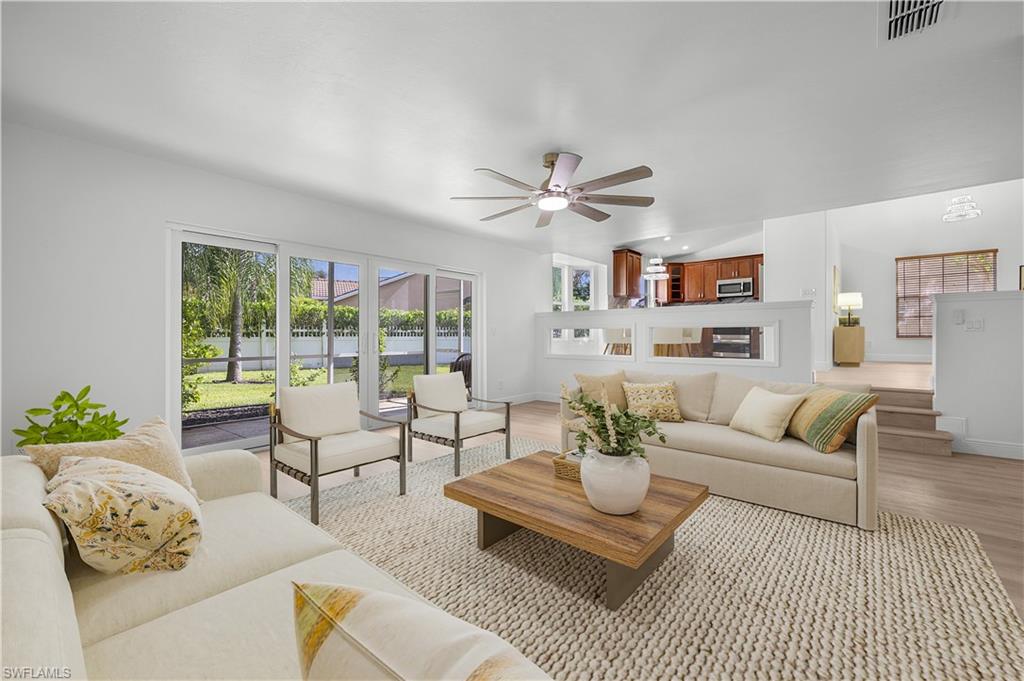 12960 Eagle Pointe Cir Property Photo 8
