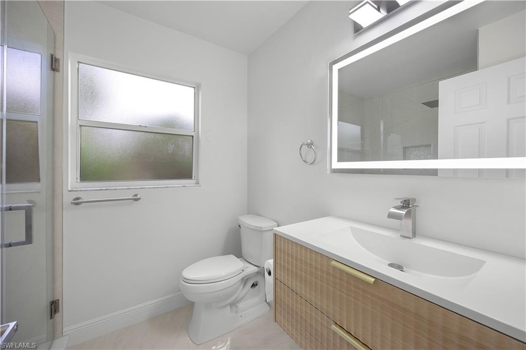 12960 Eagle Pointe Cir Property Photo 15