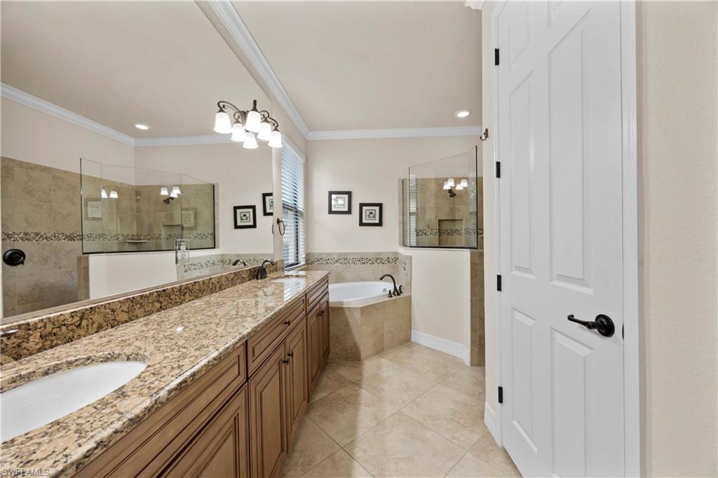 9254 Veneto Pl Property Photo 12