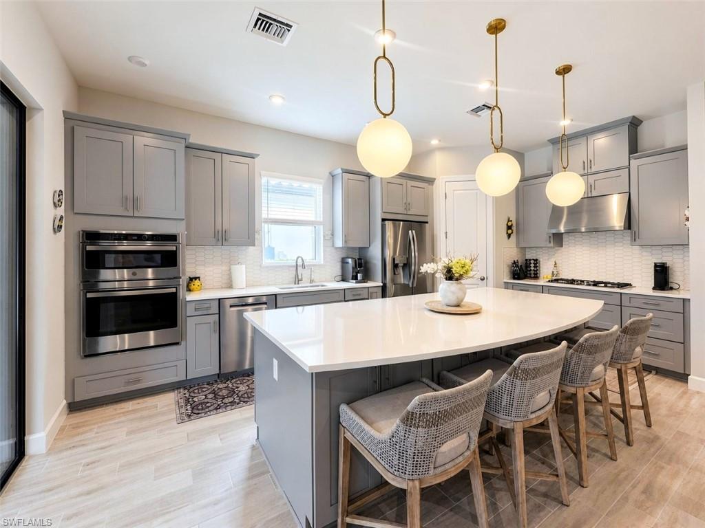 8174 Lucello Ter S Property Photo 4