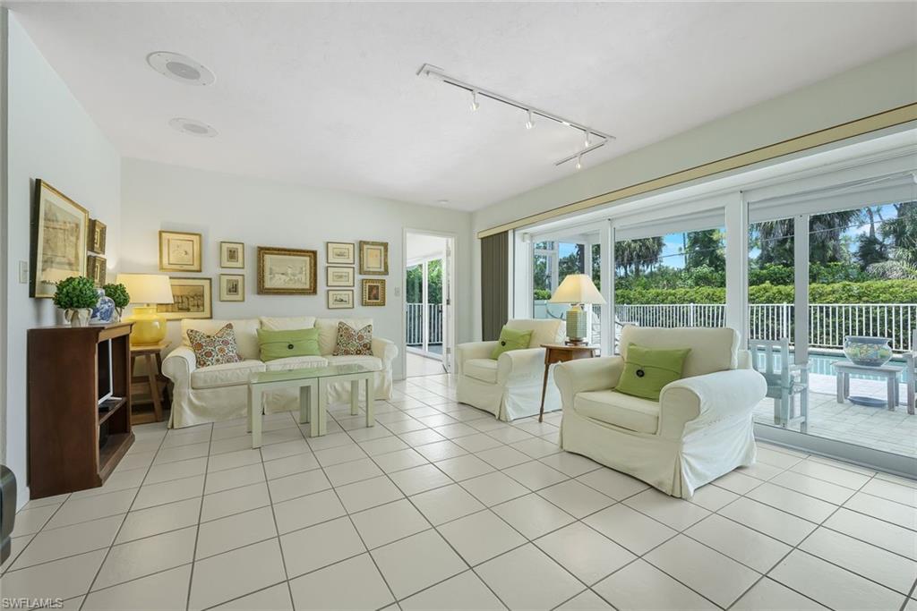 1839 Imperial Golf Co Blvd Property Photo 7