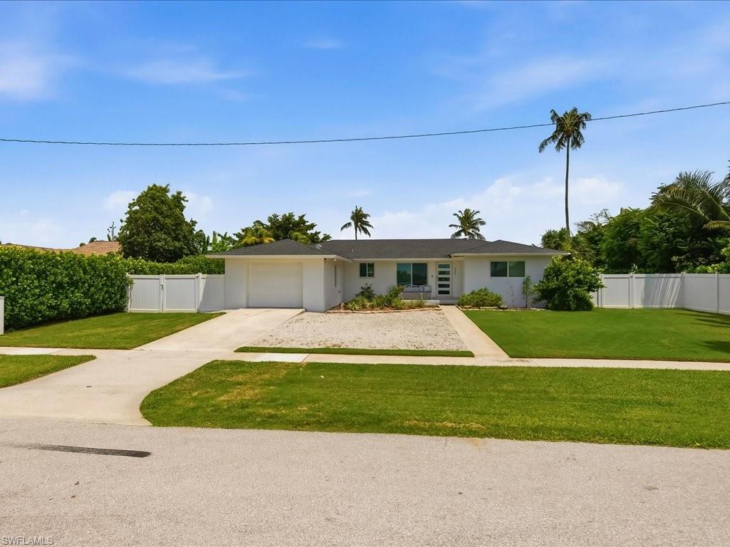 1206 Martinique Ct Property Photo 23
