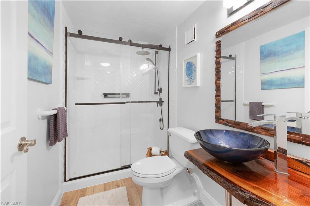 1901 Clifford St 1402 Property Photo 12