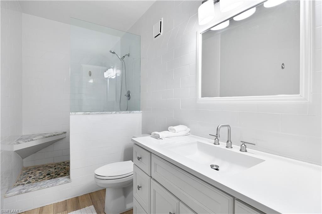 1901 Clifford St 1402 Property Photo 13
