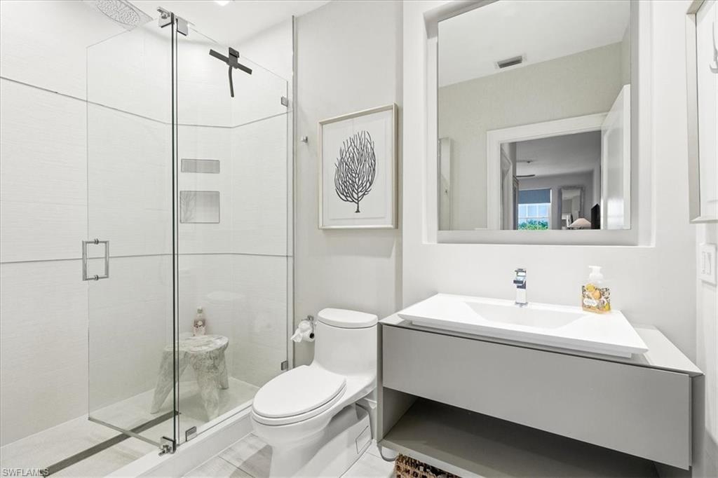 365 5th Ave S 307 Property Photo 13