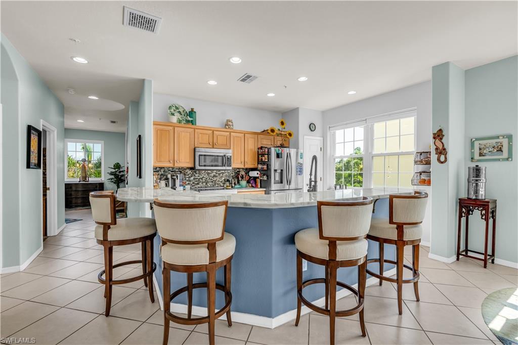 20061 Sanibel View Cir 101 Property Photo 6