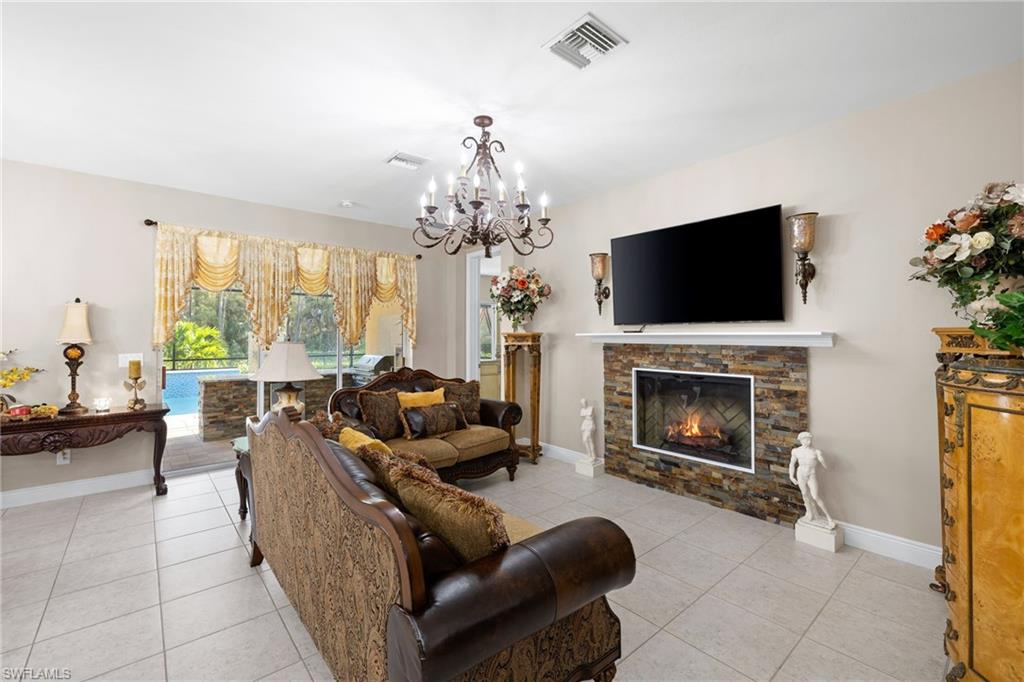 3675 Canopy Cir Property Photo 17