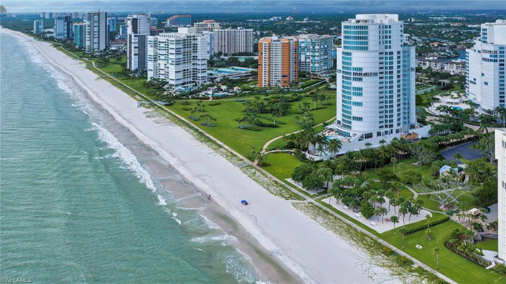 569 Park Shore Dr G5 Property Photo 26