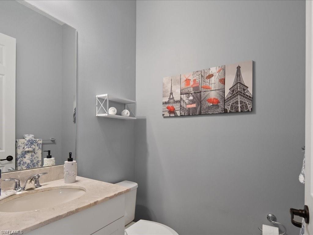 8812 Madrid Cir Property Photo 11