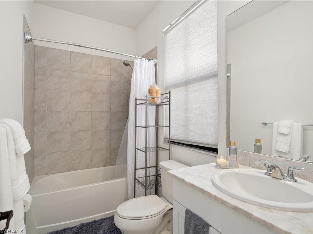 8812 Madrid Cir Property Photo 25