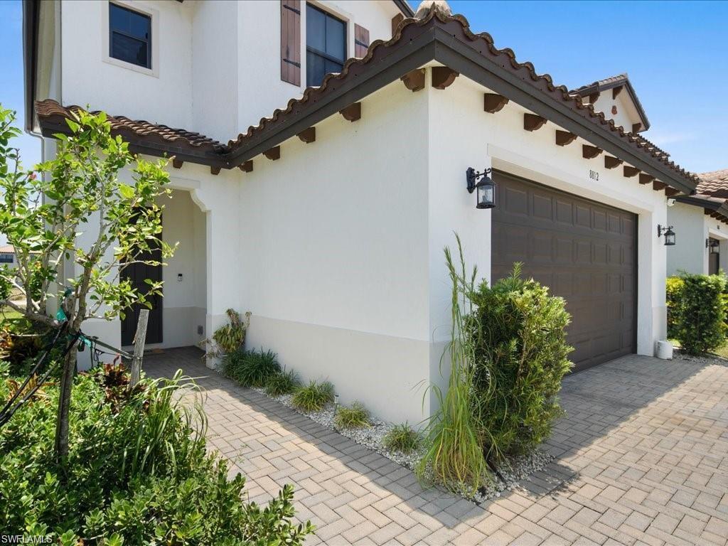 8812 Madrid Cir Property Photo 30
