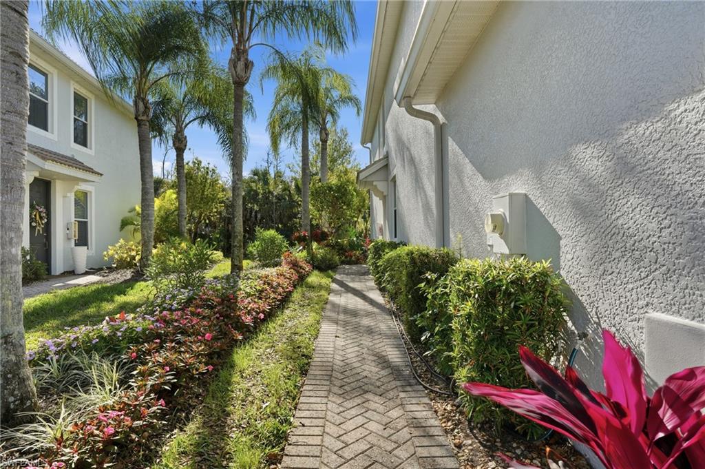 15671 Marcello Cir 124 Property Photo 5