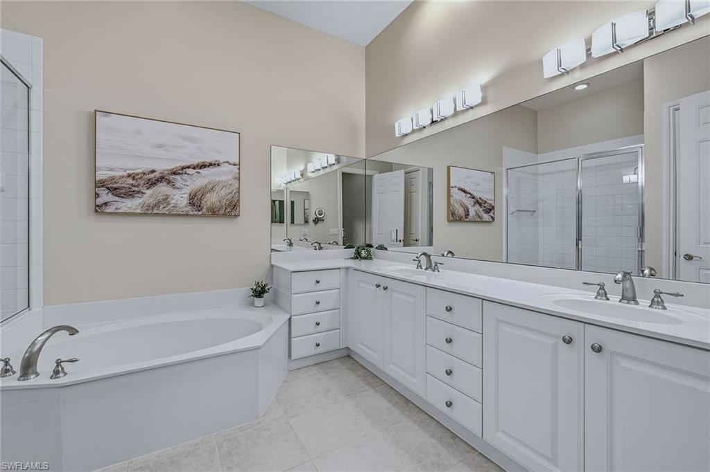 3053 Aviamar Cir 203 Property Photo 16