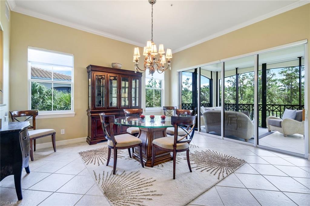 2826 Tiburon Blvd E 103 Property Photo 9