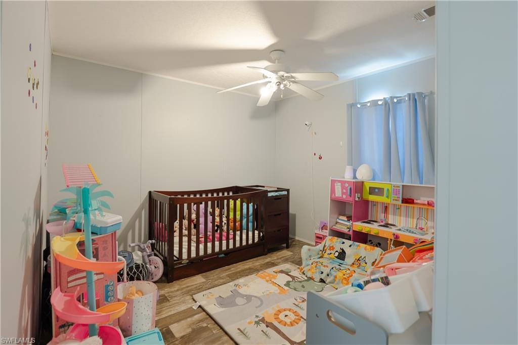585 Lindero St Property Photo 25