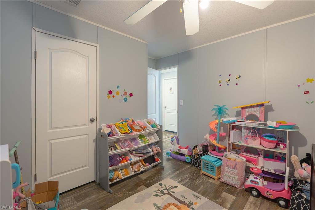 585 Lindero St Property Photo 26