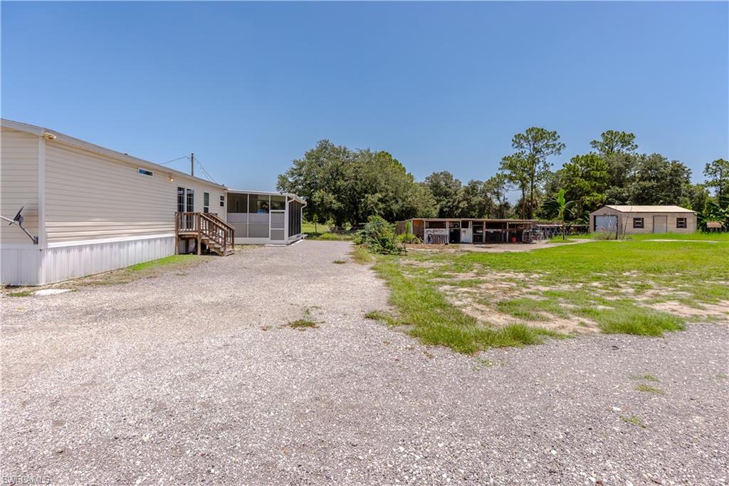 585 Lindero St Property Photo 28