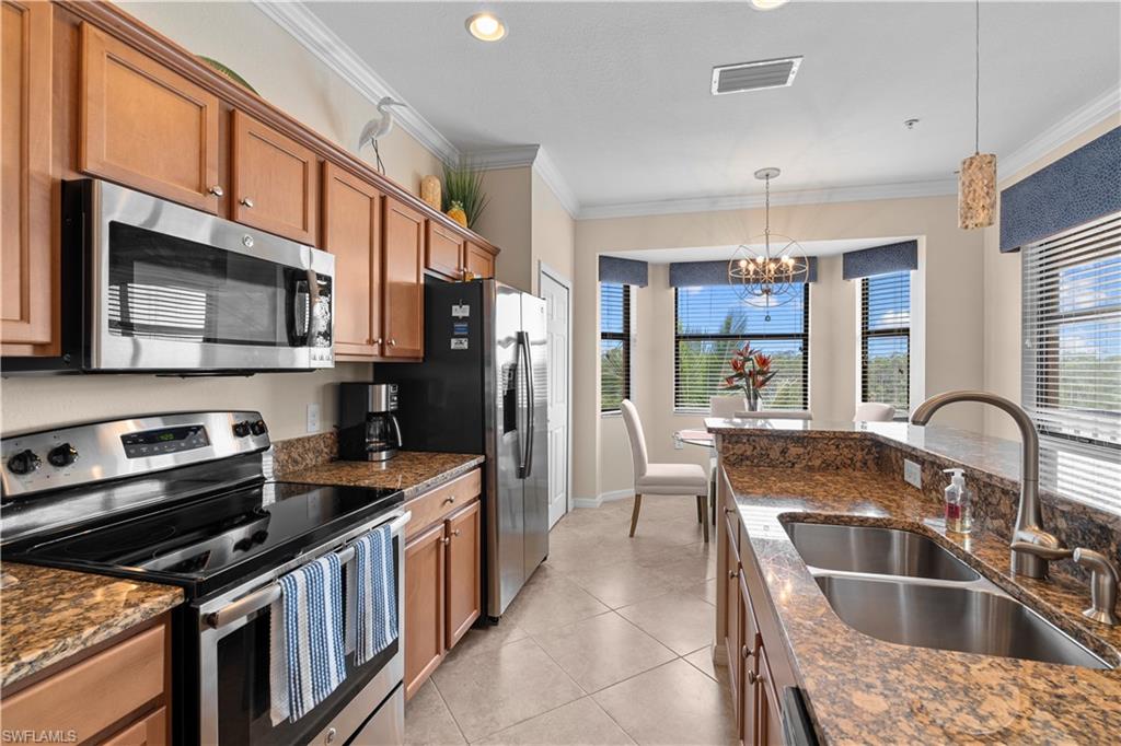 9723 Acqua Ct 345 Property Photo 7