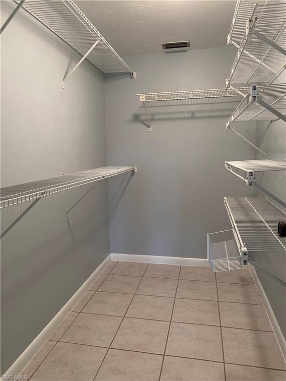 4955 Pepper Cir B-204 Property Photo 11