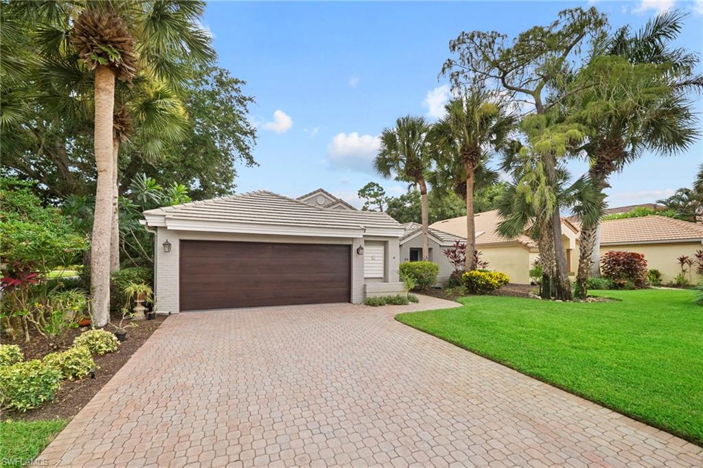 54 Grey Wing Pt Property Photo 2