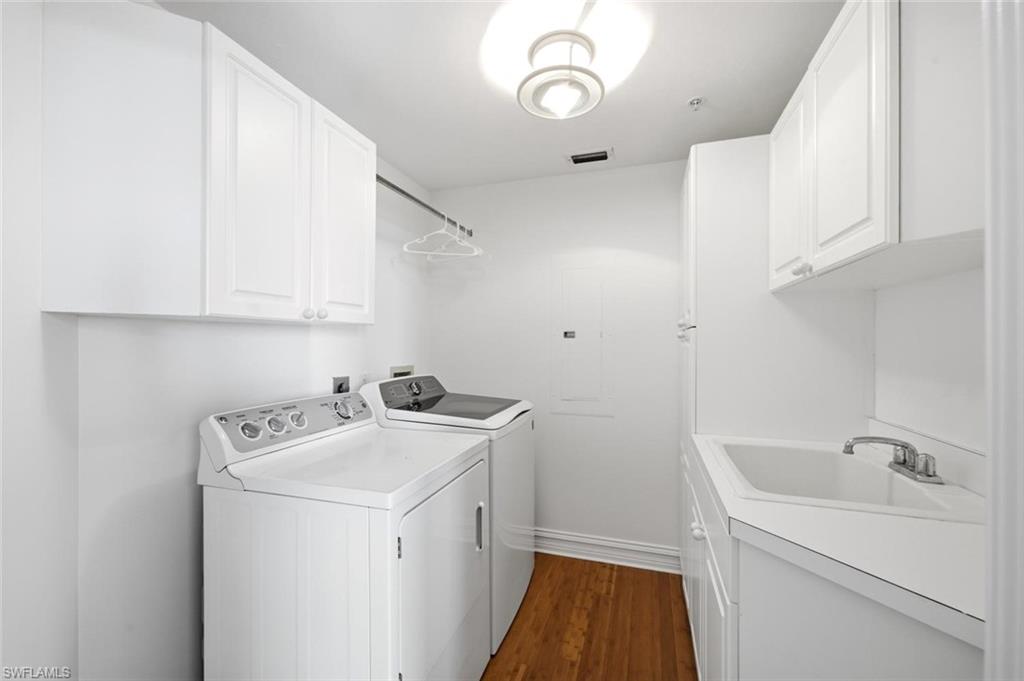 60 Seagate Dr 1606 Property Photo 29