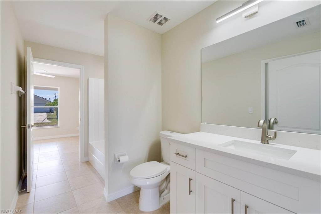 4014 13th St W Property Photo 17