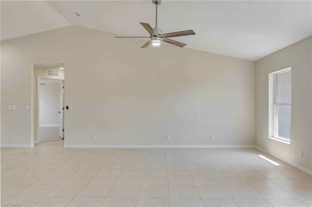 4014 13th St W Property Photo 20