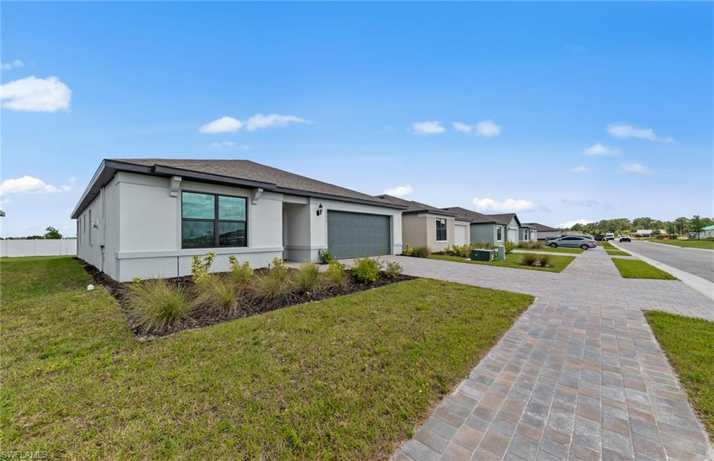 1007 Caloosa Breeze DR Property Photo 1