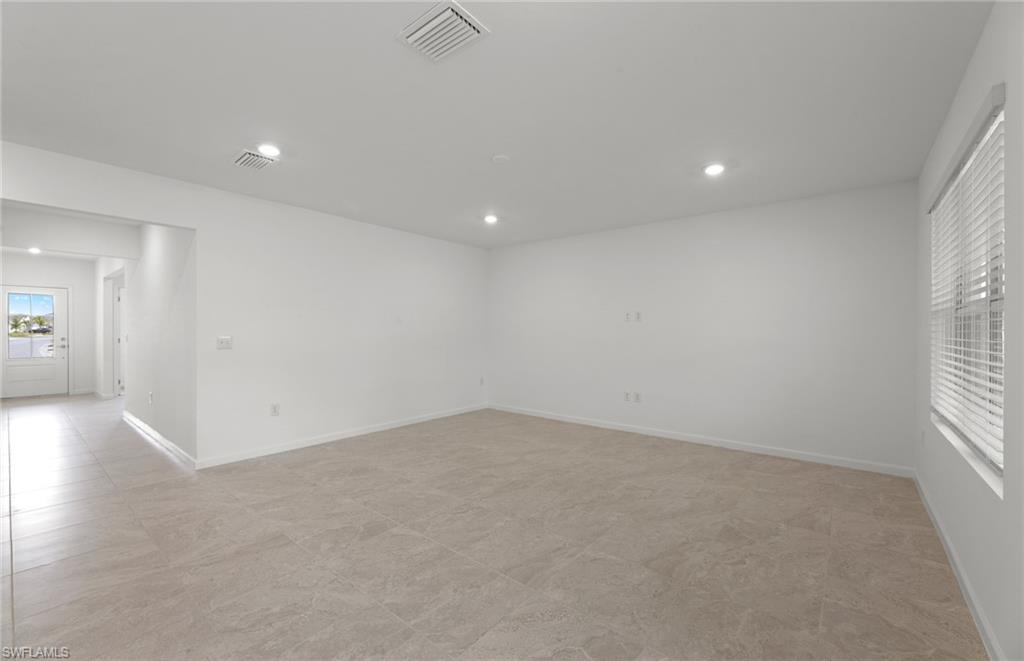 15767 Northridge Rd Property Photo 15