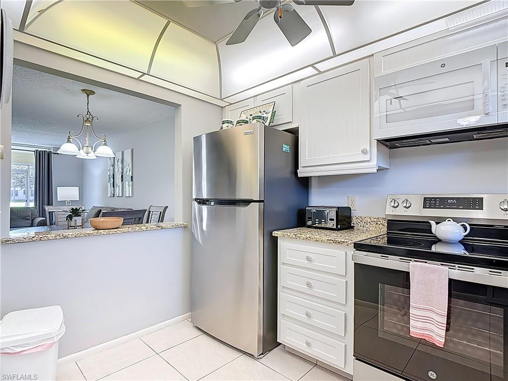 200 Turtle Lake Ct 109 Property Photo 6