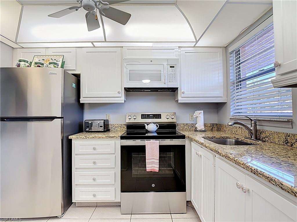 200 Turtle Lake Ct 109 Property Photo 7
