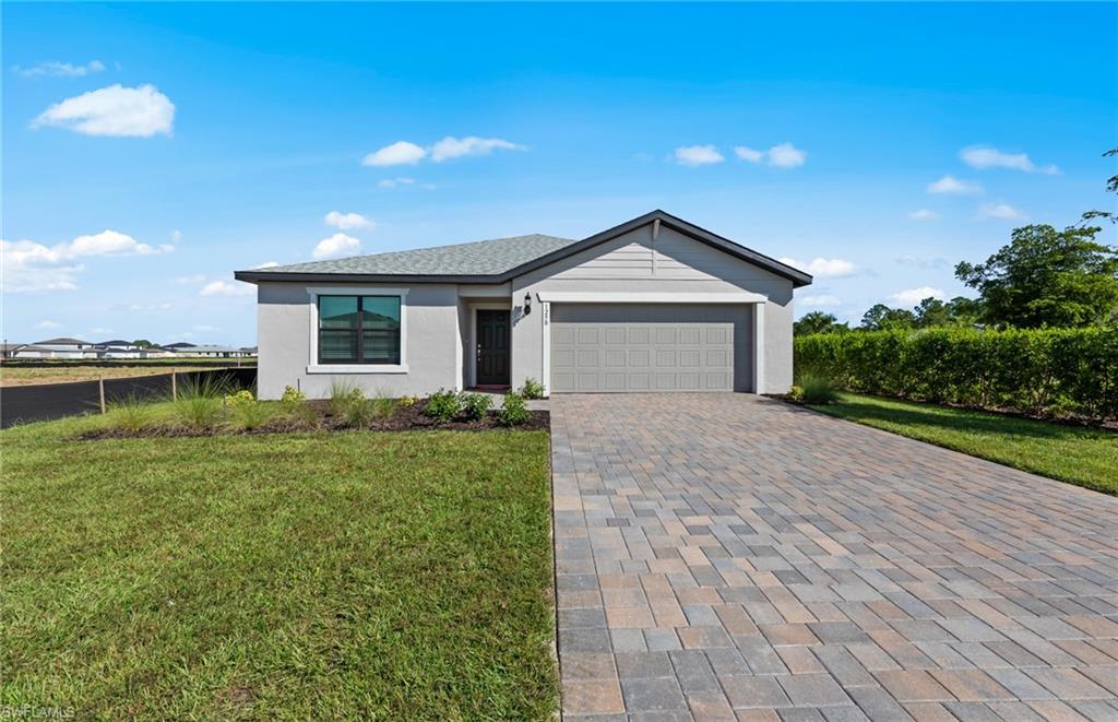 1137 Caloosa Breeze Dr Property Photo 2