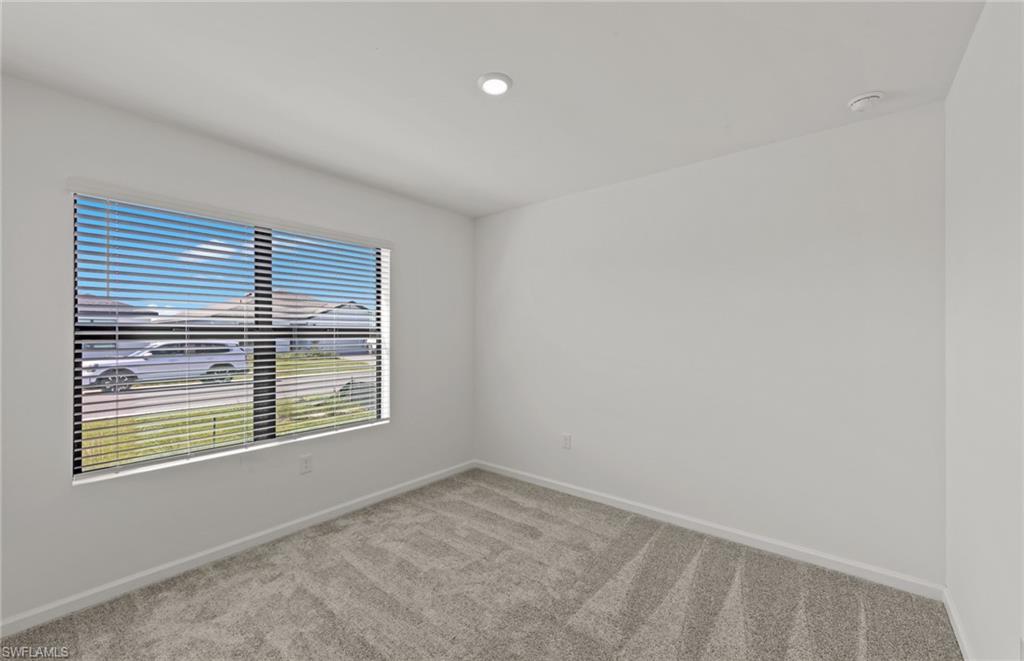1137 Caloosa Breeze Dr Property Photo 7