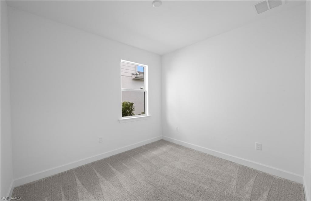 15780 Northridge Rd Property Photo 8