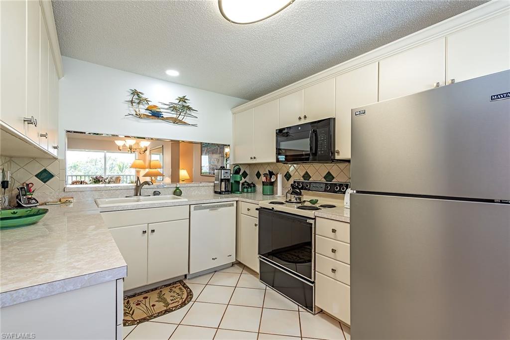 10684 Gulf Shore Dr B-305 Property Photo 5
