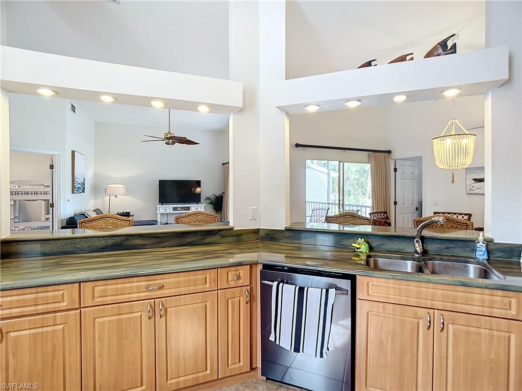 2860 Citrus Lake Dr R-202 Property Photo 12