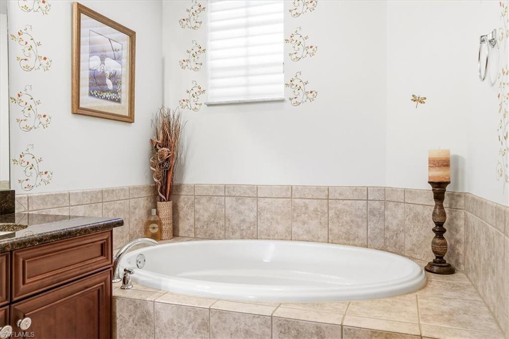 6622 Alden Woods Cir 101 Property Photo 23
