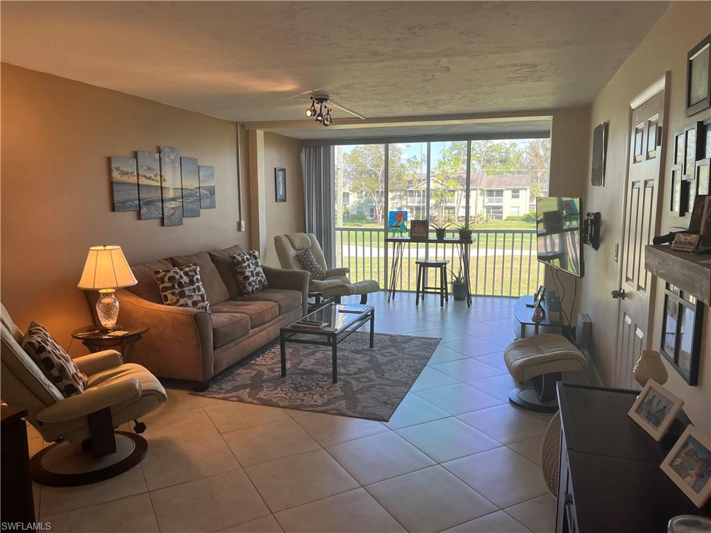 1085 Forest Lakes Dr 8202 Property Photo 10