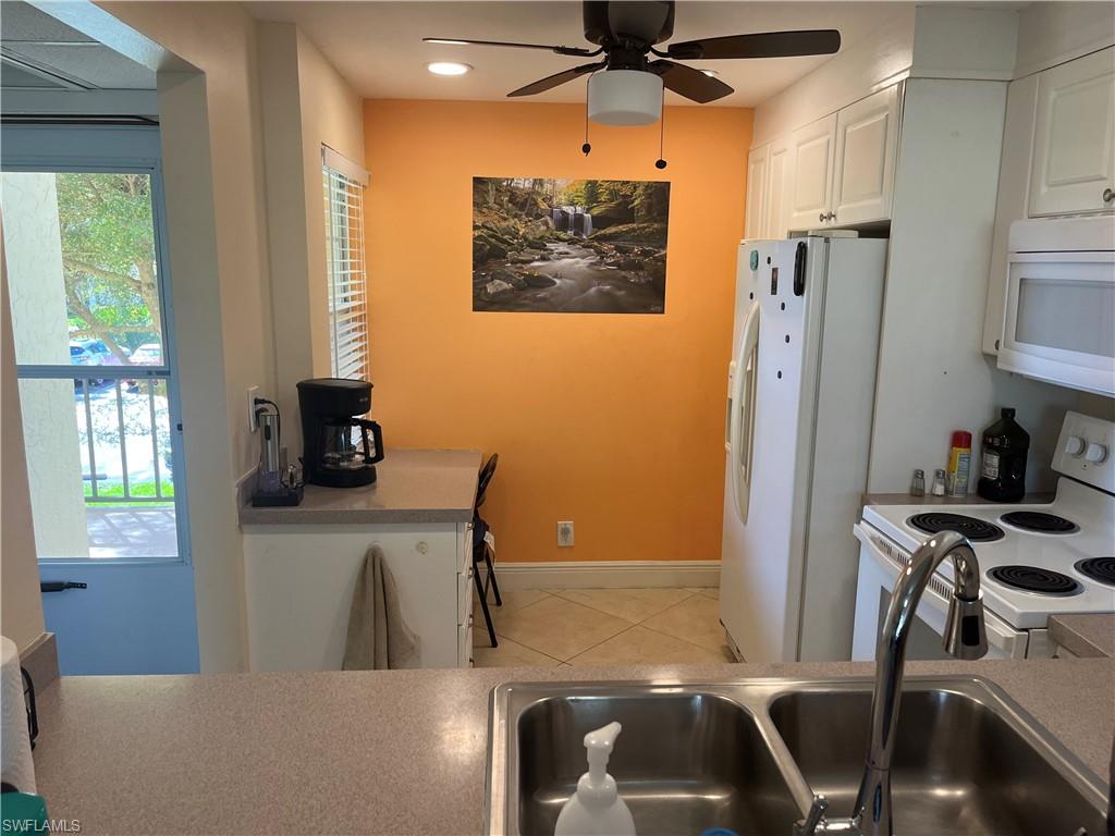 1085 Forest Lakes Dr 8202 Property Photo 16