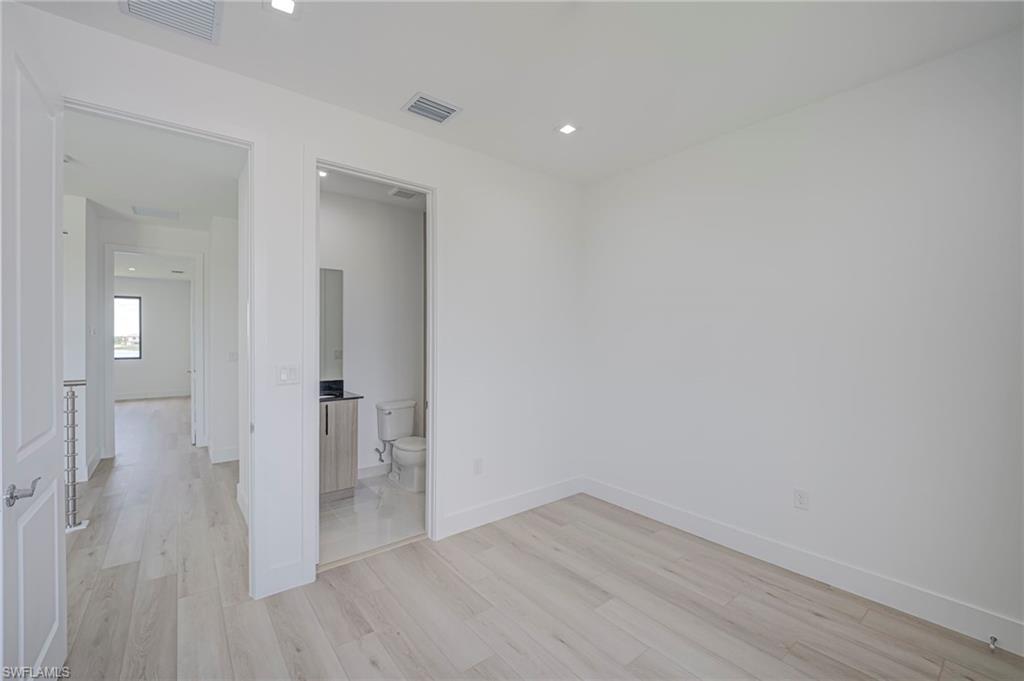 4775 Quercia Dr Property Photo 27