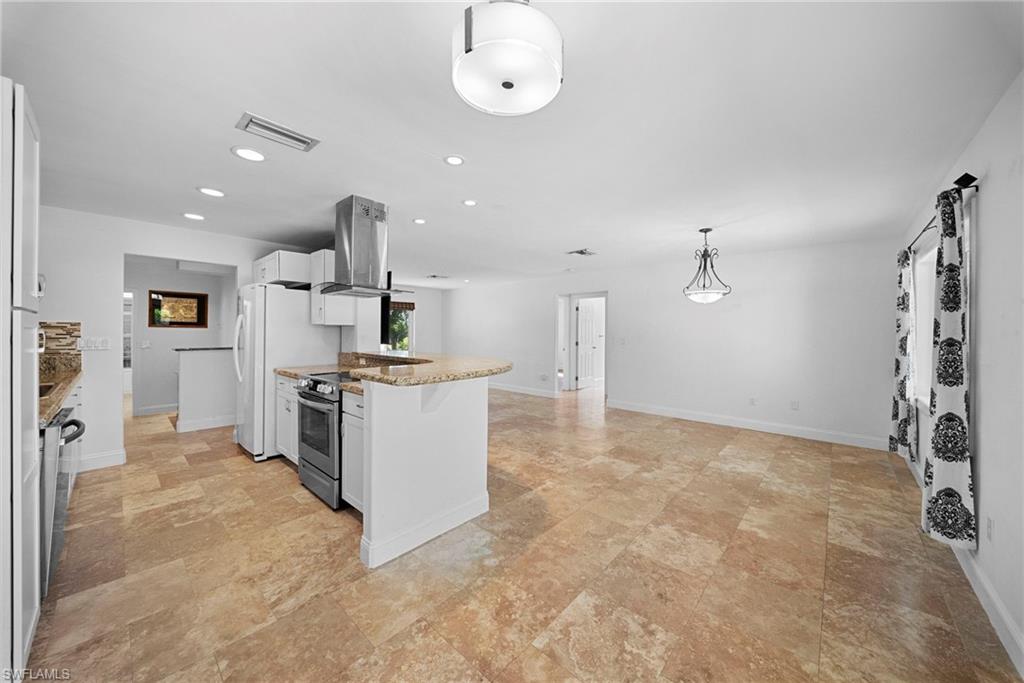 7454 Sea Island Rd Property Photo 11