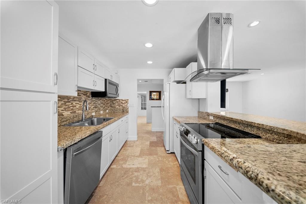 7454 Sea Island Rd Property Photo 13