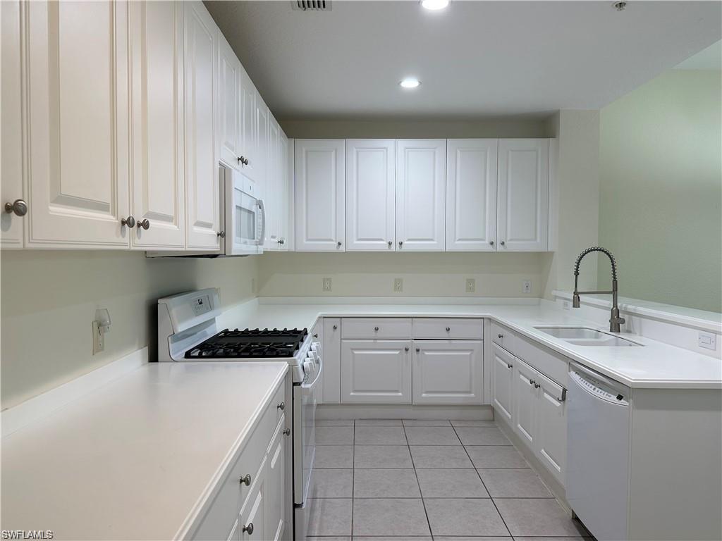 9202 Museo Cir 103 Property Photo 2