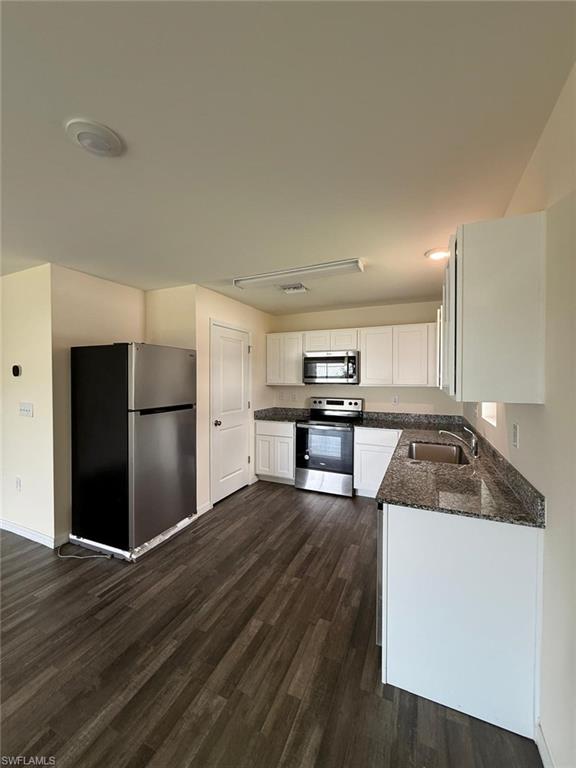 26 12th Ter Property Photo 2