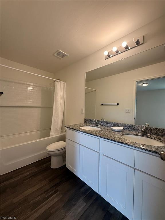 26 12th Ter Property Photo 6